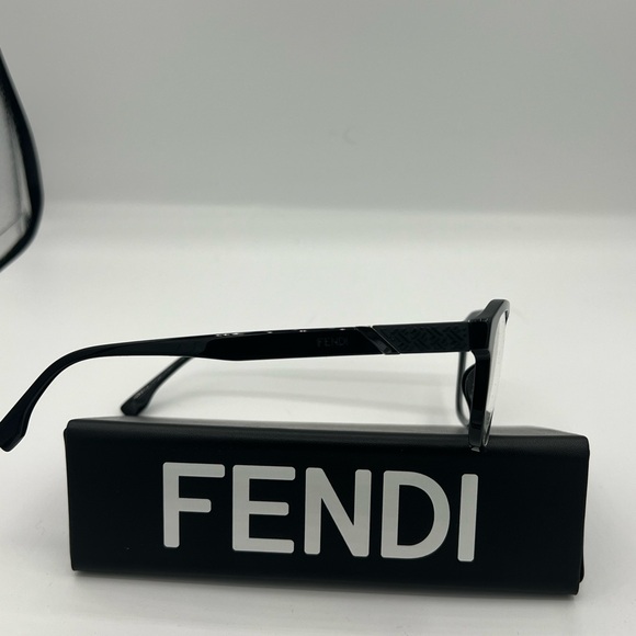 New Fendi frame FE500281 - Picture 4 of 4